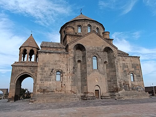 Միջնադարյան հայկական եկեղեցի